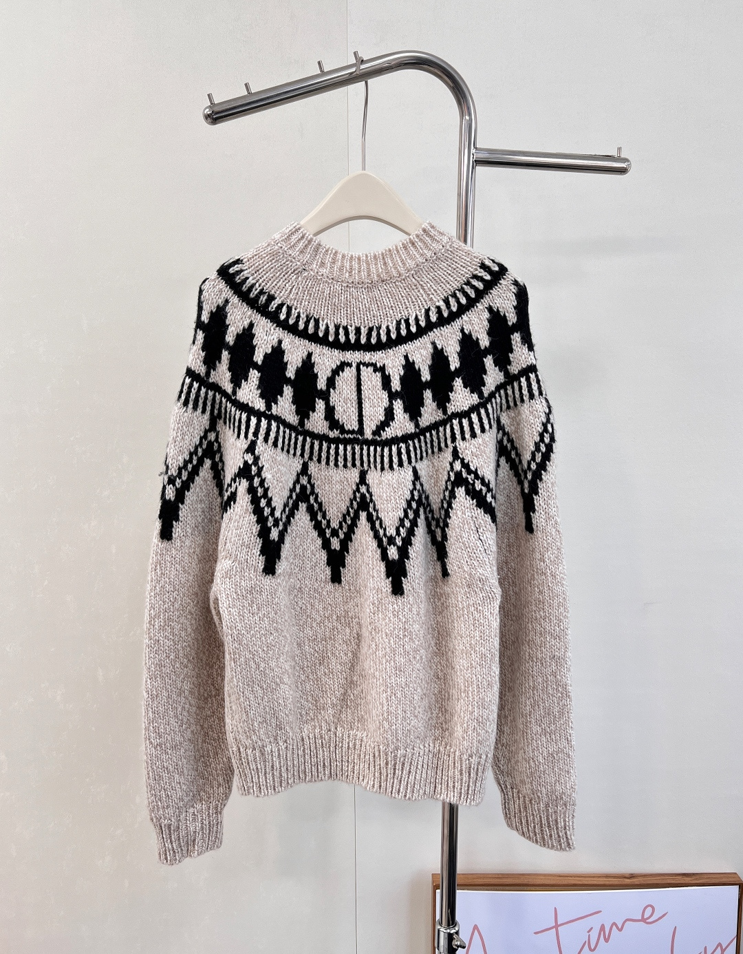 🆕Dior 25FW滑雪系列✂菱格钩花️新款毛衣！很减龄哦 这件属于很舒服很百搭的那种！宝们可以叠穿外套