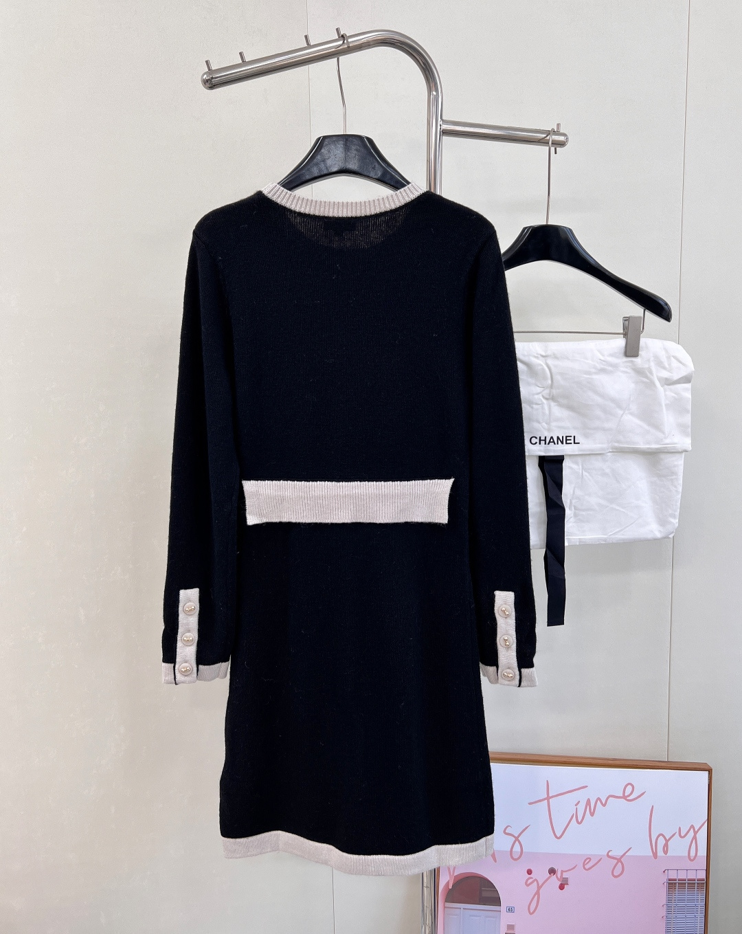 🆕Chanel2025新款撞色口袋针织连衣裙，定制YB羊绒纱线织造，质感光泽，柔软亲肤，圆领针织连衣裙版