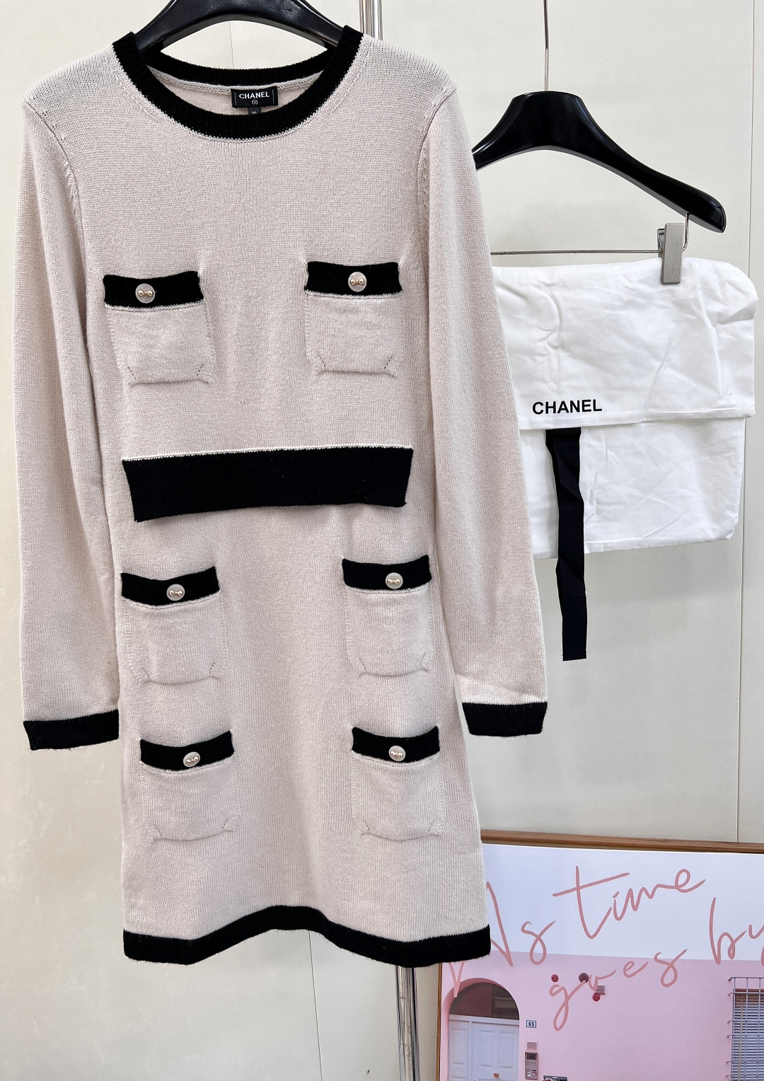🆕Chanel2025新款撞色口袋针织连衣裙，定制YB羊绒纱线织造，质感光泽，柔软亲肤，圆领针织连衣裙版