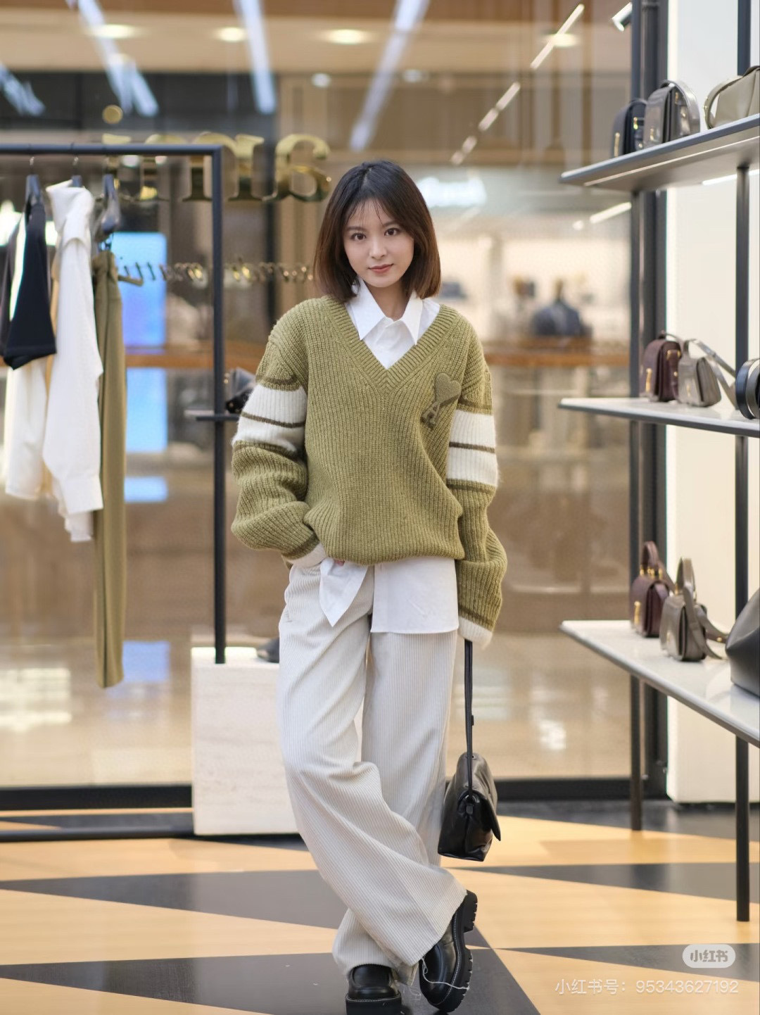 NO:570320,Olive green retro white advanced two-color collision, alexander wang19860909橄榄绿复古显白 高级双色碰撞,,alexander wang,Women's clothing