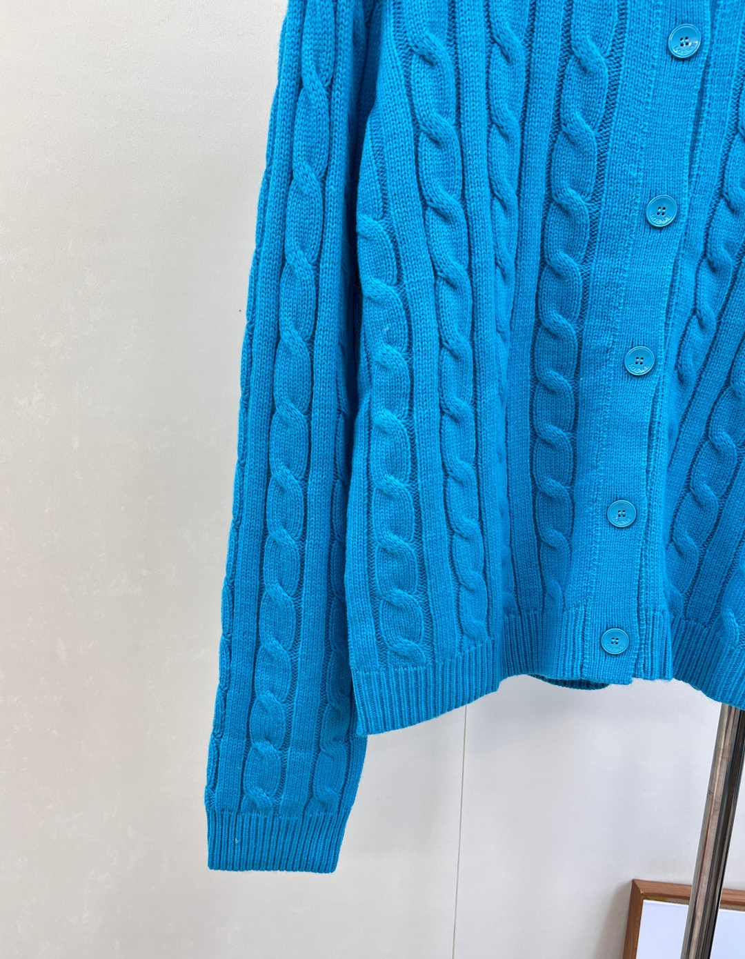 🆕Loewe25Fw早秋新款微标刺绣麻花纹针织开衫丨⚠独家yb开发！高版出品！经典麻花纹理在针织物上立体