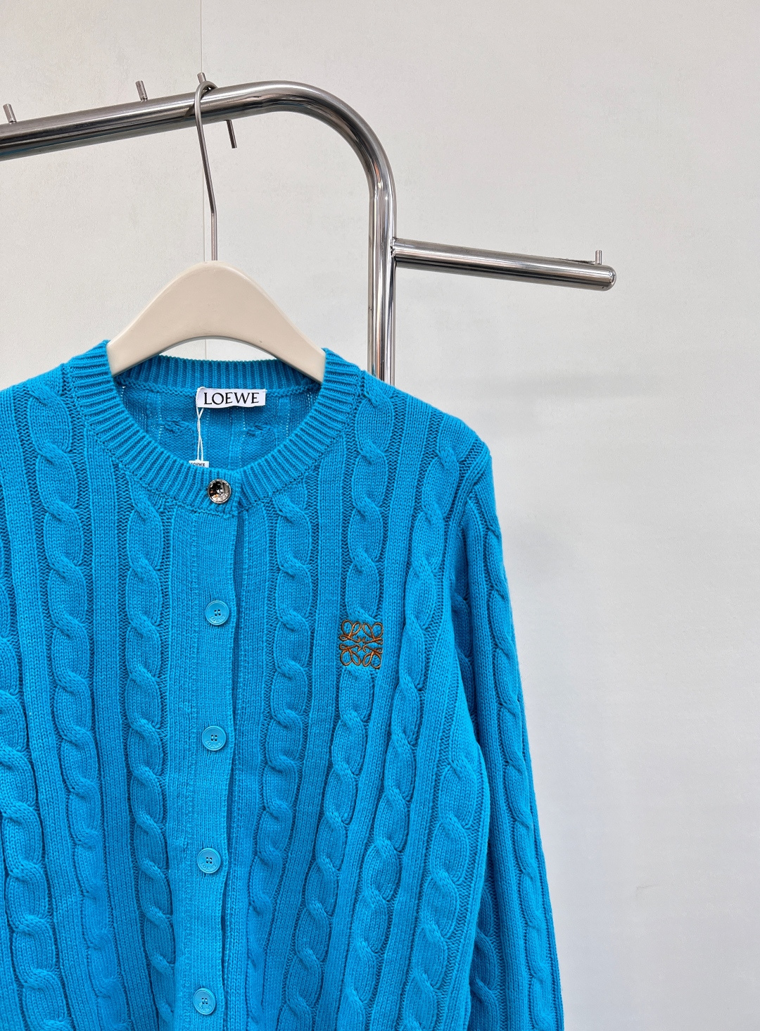 🆕Loewe25Fw早秋新款微标刺绣麻花纹针织开衫丨⚠独家yb开发！高版出品！经典麻花纹理在针织物上立体