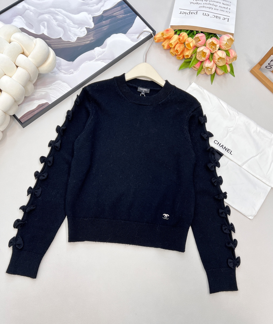 🆕Chanel2025新款袖子蝴蝶结针织上衣，定制YB羊绒纱线织造 质感光泽 柔软亲肤 长袖针织上衣版型