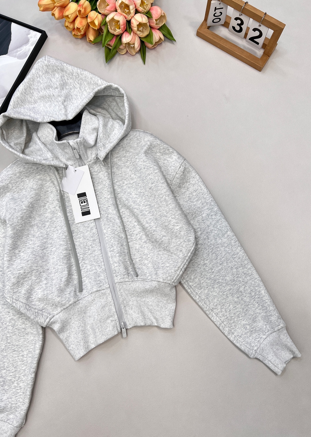 🆕 Lululemon-Scuba全拉链宽松短款可拆卸连帽帽衫Scuba经典连帽全拉链 最好穿的版型没有