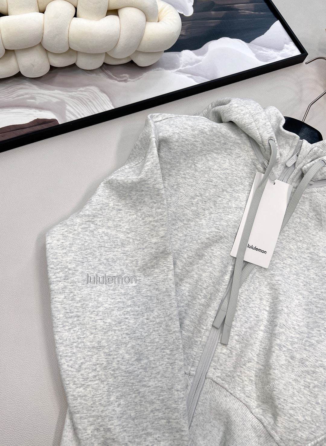 🆕 Lululemon-Scuba全拉链宽松短款可拆卸连帽帽衫Scuba经典连帽全拉链 最好穿的版型没有