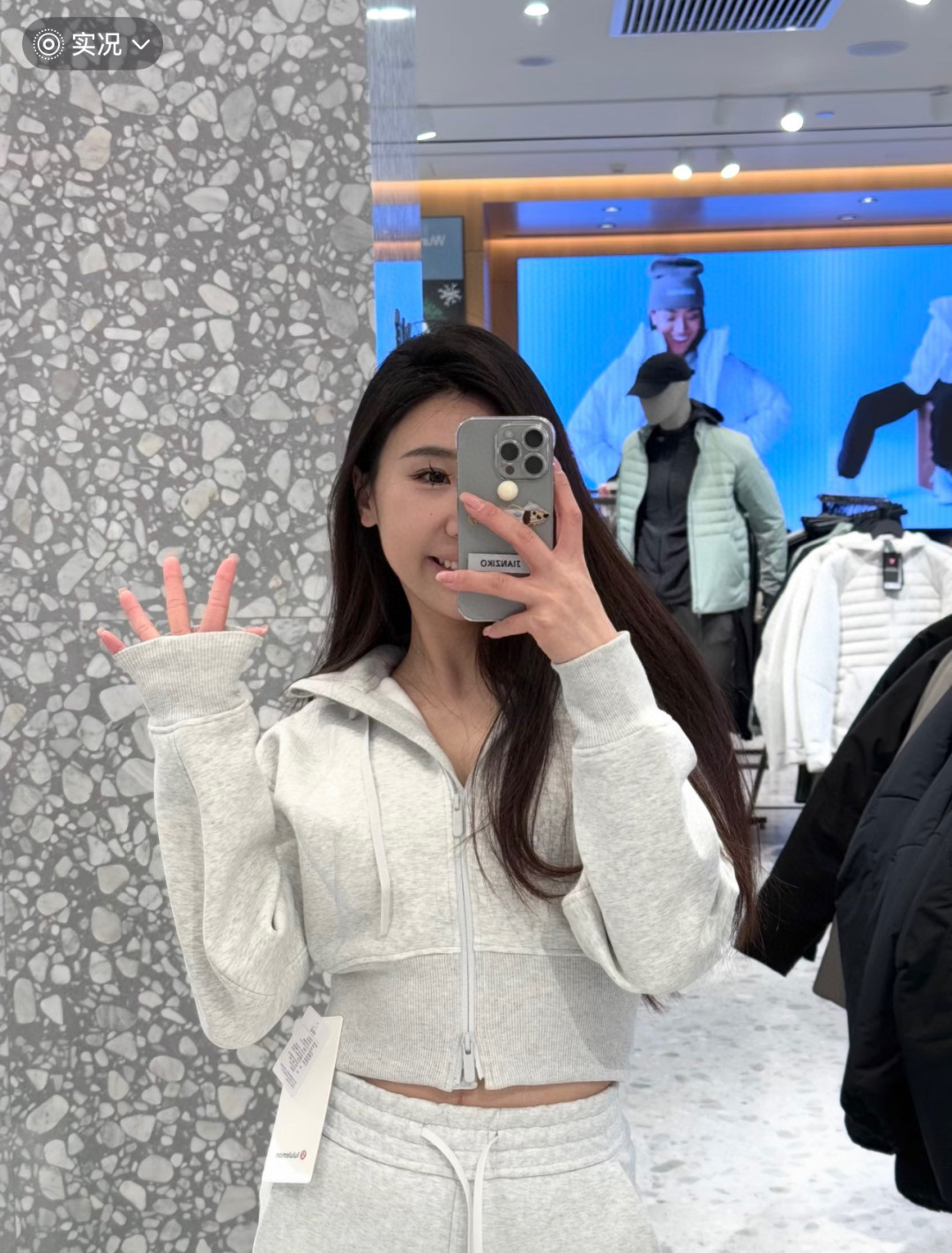 NO:576155,A new model that is said to be better to wear than scuba!  !  Just search all over the place for recommendations!  ,,alexander wang19860909号称比scuba更好穿的新款！！随便一搜遍地的推荐！,,alexander wang,Women's clothing