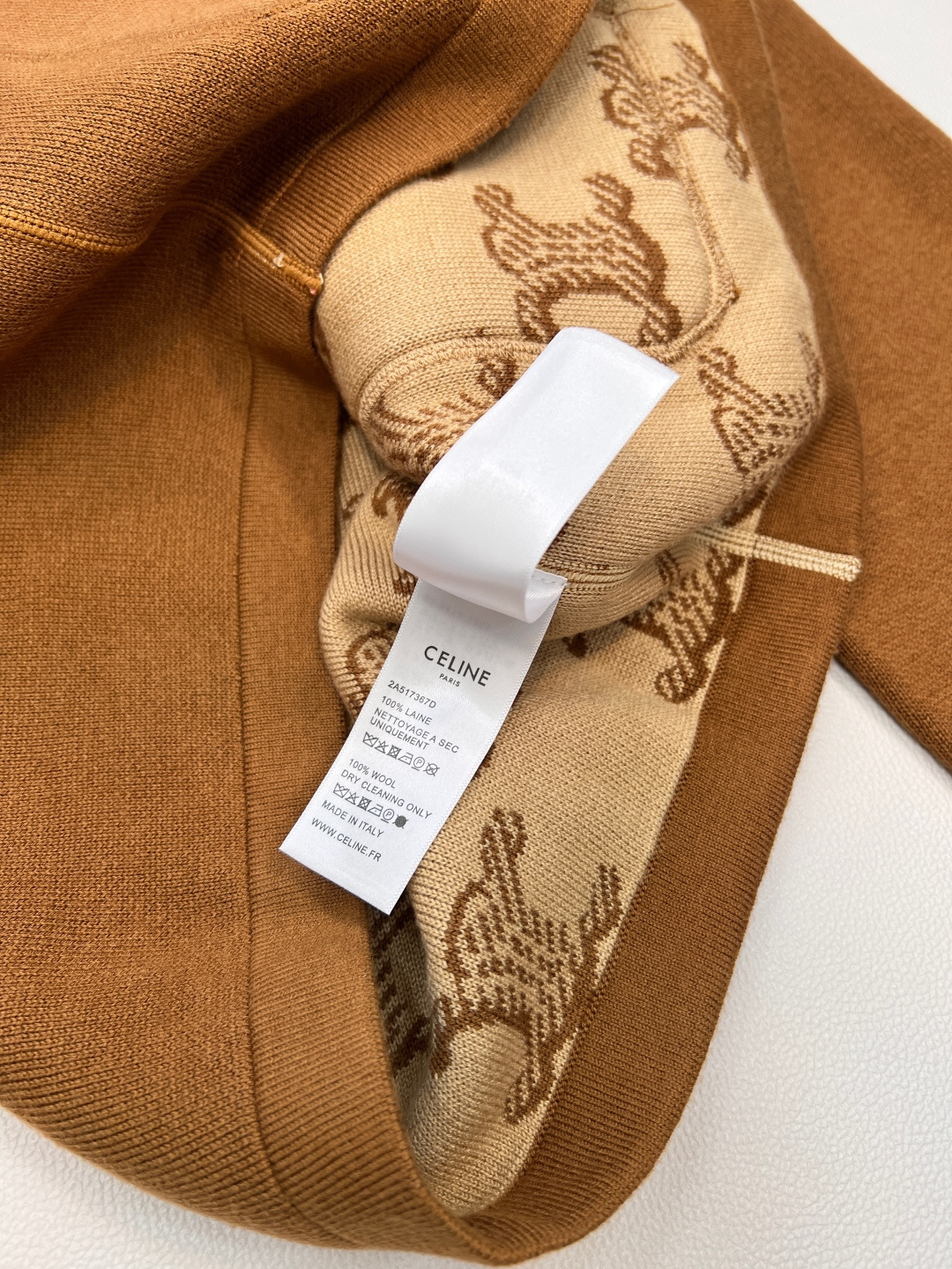 🆕CELINE新款🏠的天花板🆙 赛琳双面穿连帽开衫外套满满的高级感✨甄选羊毛🦙面料 双面德国🇩🇪进口机提