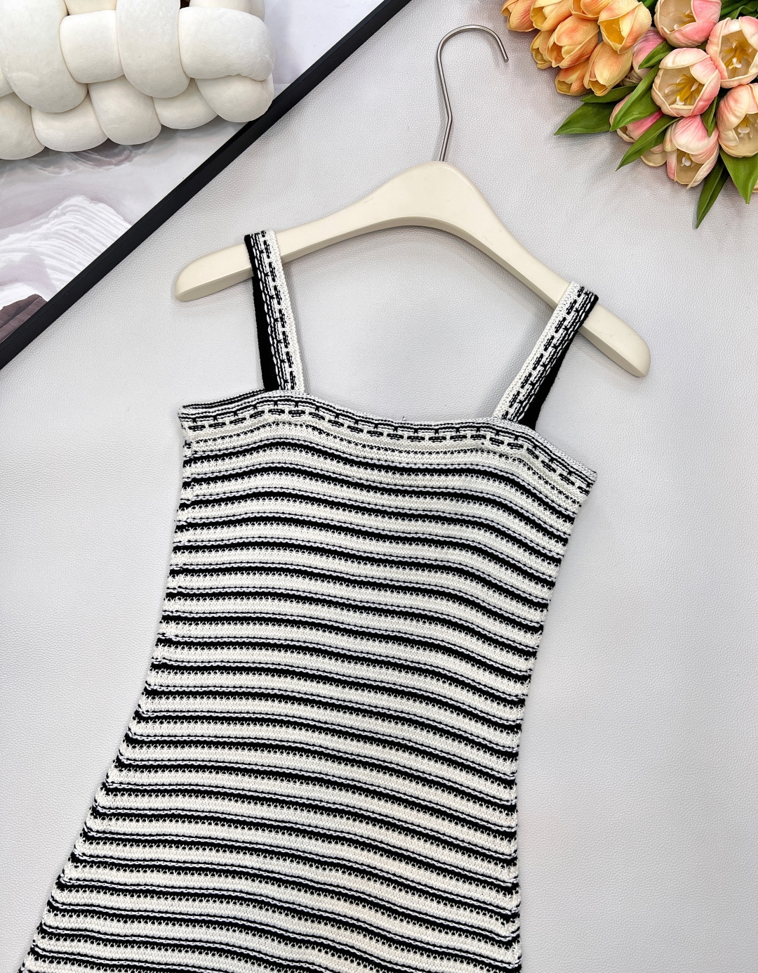 🆕Dior2025新款条纹撞色针织吊带裙，定制YB全棉纱线织造，柔软亲肤，舒适有型，吊带连衣裙版型，领口