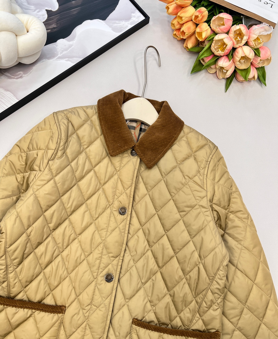 🆕BBRBERRY 2025SS新款灯芯绒领藤格纹棉服外套，定制YB防风防水尼龙材质，羽绒棉填充内里，整