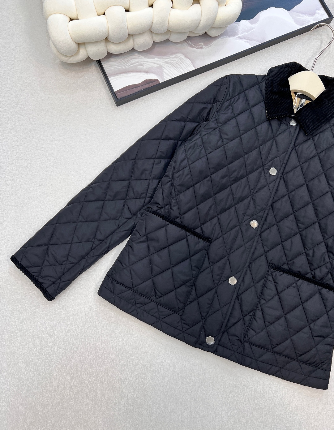 🆕BBRBERRY 2025SS新款灯芯绒领藤格纹棉服外套，定制YB防风防水尼龙材质，羽绒棉填充内里，整