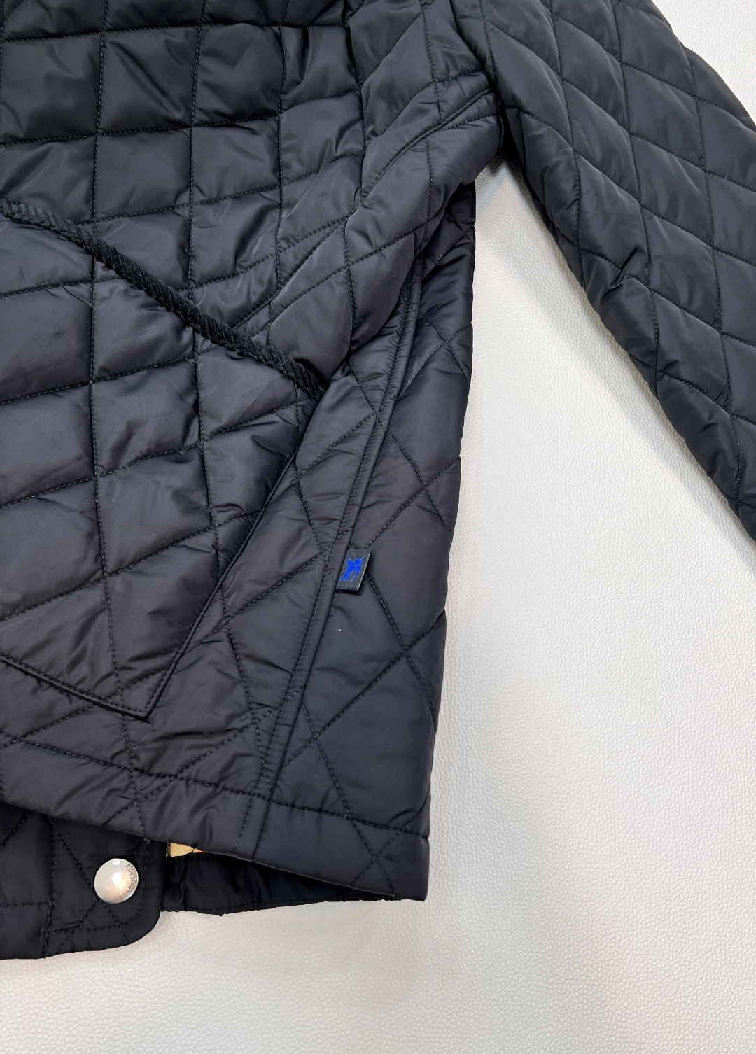 🆕BBRBERRY 2025SS新款灯芯绒领藤格纹棉服外套，定制YB防风防水尼龙材质，羽绒棉填充内里，整