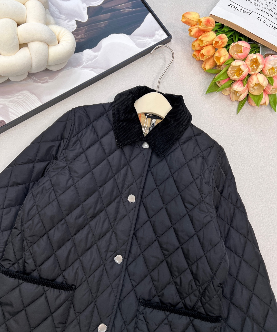 🆕BBRBERRY 2025SS新款灯芯绒领藤格纹棉服外套，定制YB防风防水尼龙材质，羽绒棉填充内里，整