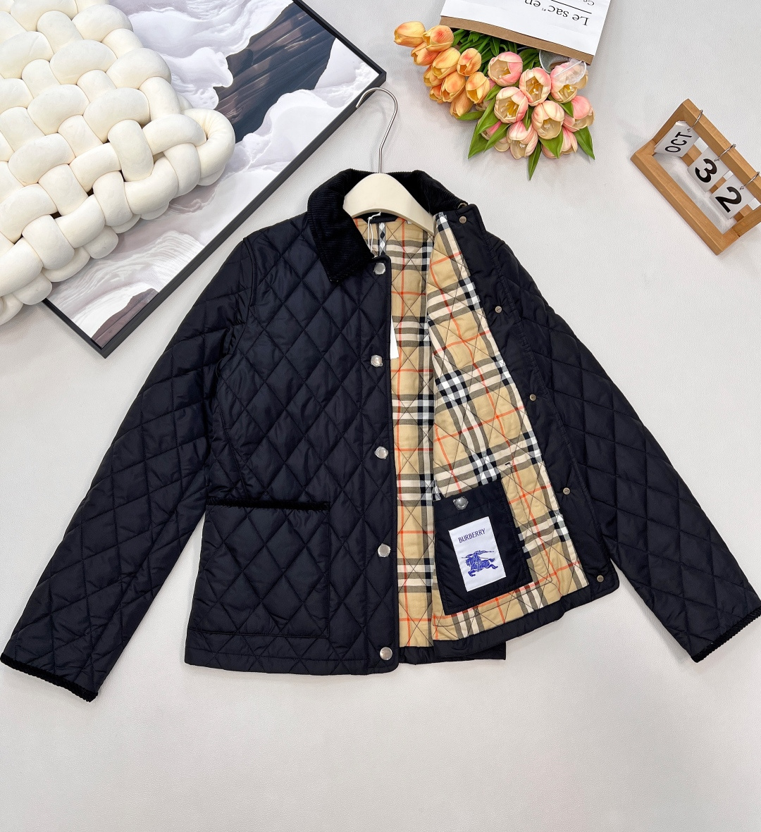 🆕BBRBERRY 2025SS新款灯芯绒领藤格纹棉服外套，定制YB防风防水尼龙材质，羽绒棉填充内里，整