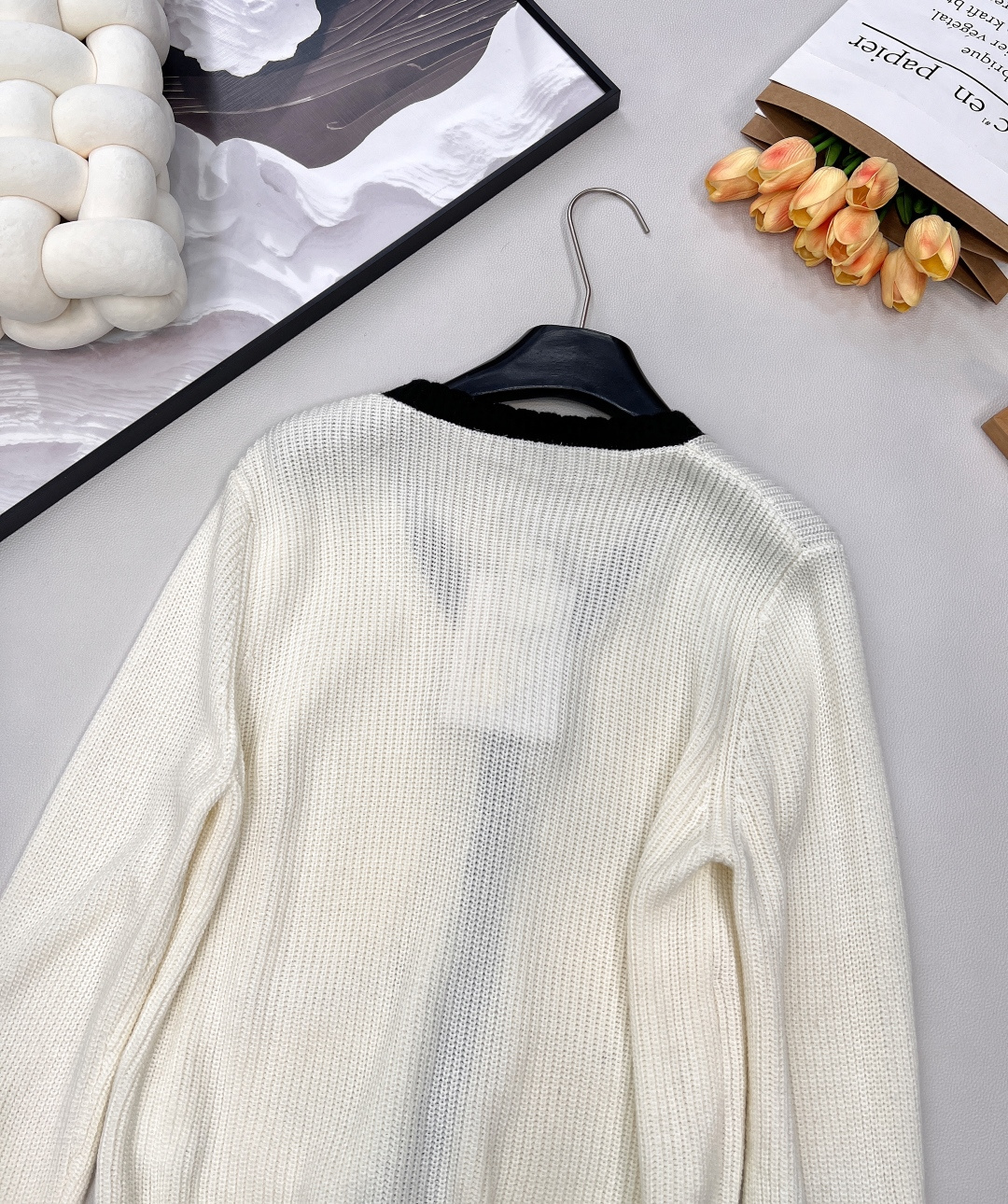 🆕 CHANEL 双Clogo钮扣羊毛混纺针织开衫纽扣开模定制 选用定染纱线 进口羊绒羊毛面料 质感超级