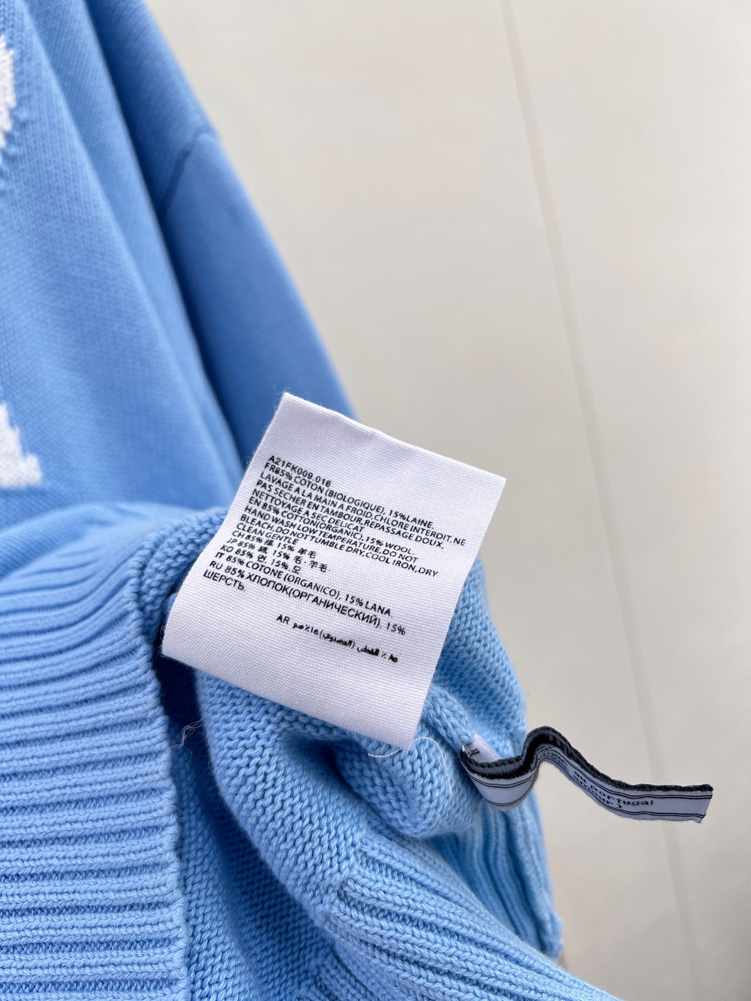 🆕AMI 📥铁塔爱心毛衣🧢🧢一眼万年 是心动的感觉没错了💙💙💙这件火遍大江南北 明星网红都在穿！你确定不