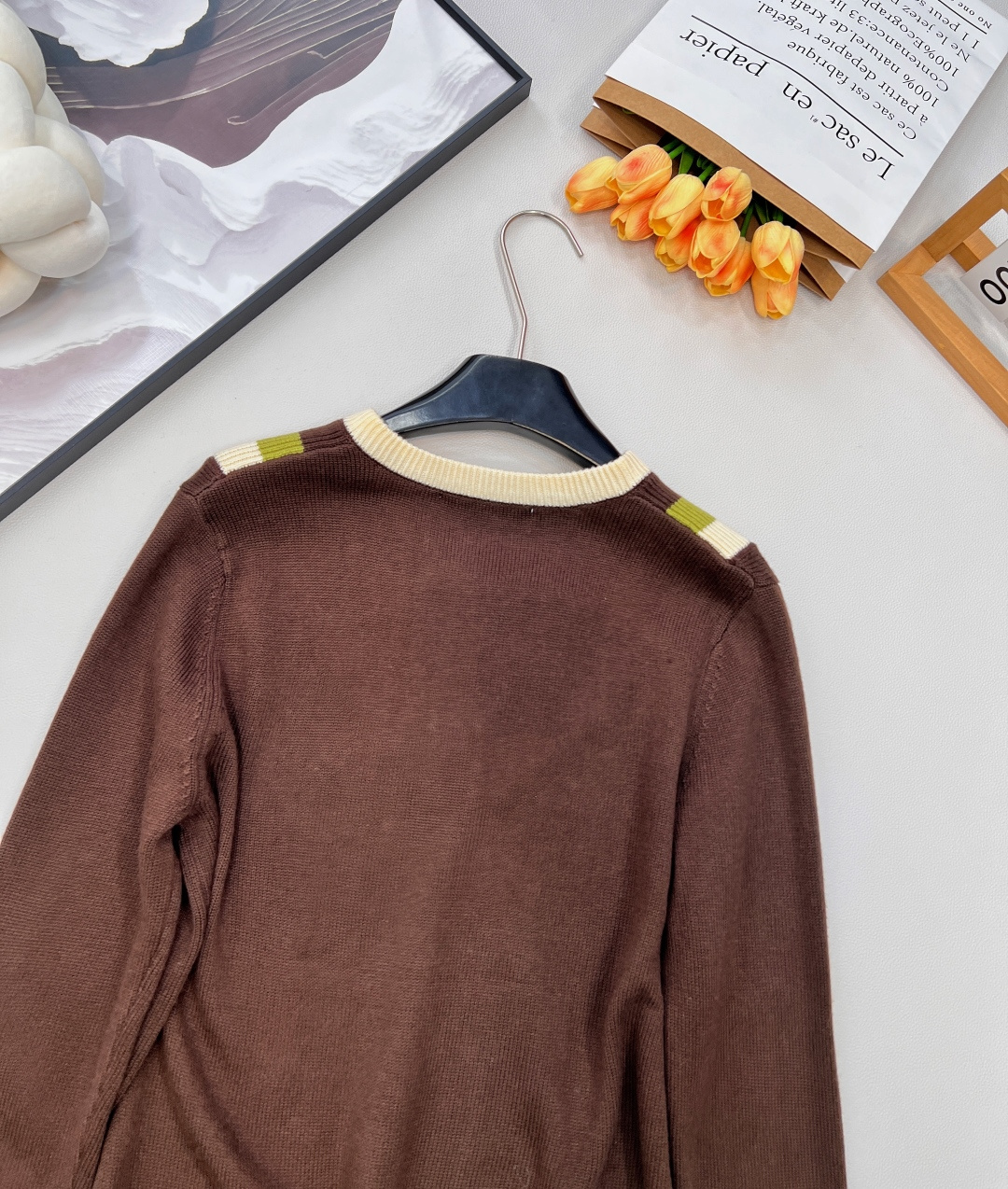 🆕VALENTINO25SS🔰新款V领针织毛衣..🔖🔖华伦天奴专柜同步 这件太太太美了！复古风满满 减龄