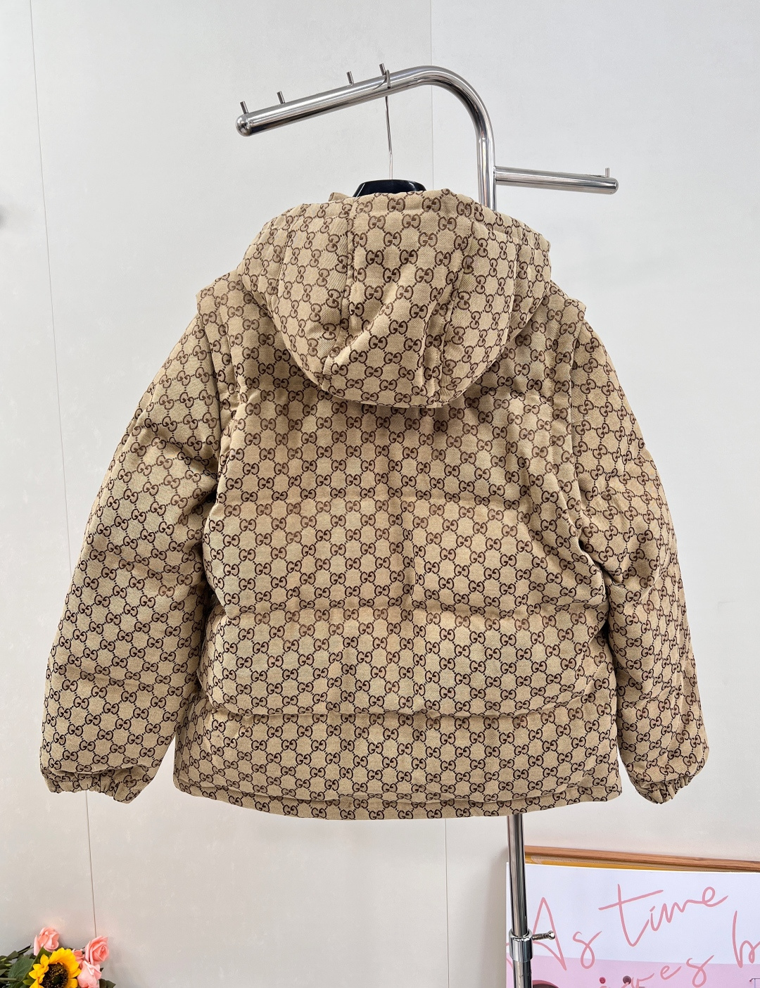 🆕Gucci25FW秋冬新款老花可拆卸袖羽绒服丨⚠独家高版出品！复古棕调双G满印面料，自带标志性的贵气质