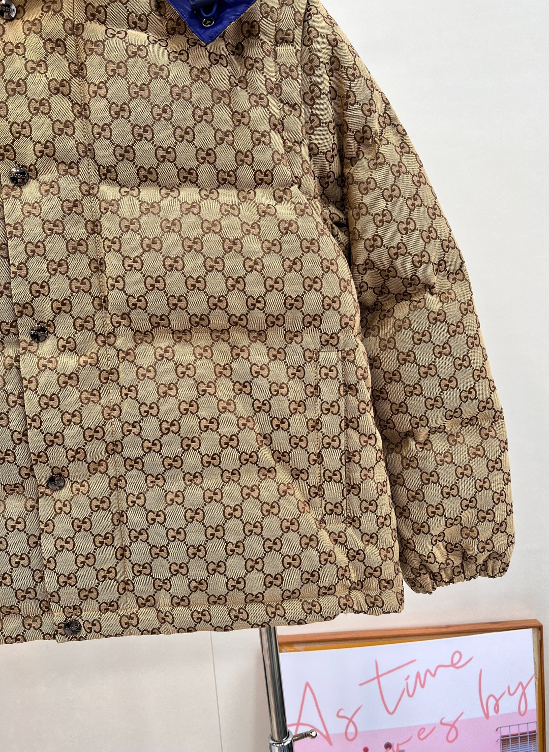 🆕Gucci25FW秋冬新款老花可拆卸袖羽绒服丨⚠独家高版出品！复古棕调双G满印面料，自带标志性的贵气质