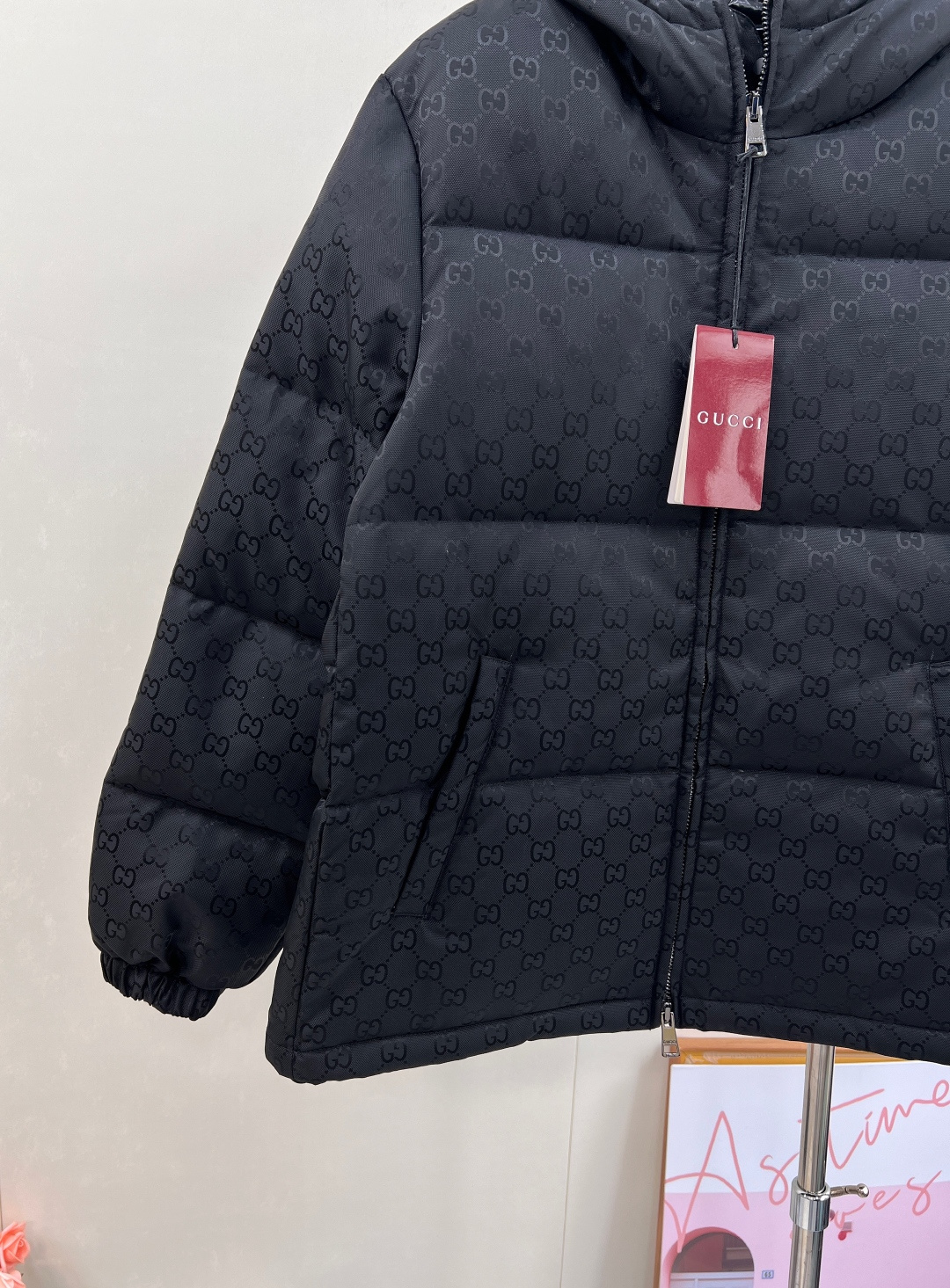 🆕Gucci25Fw秋冬新款暗纹提花连帽羽绒服外套丨⚠独家高版出品！满幅双G暗纹提花工艺，金属拉链的顺滑