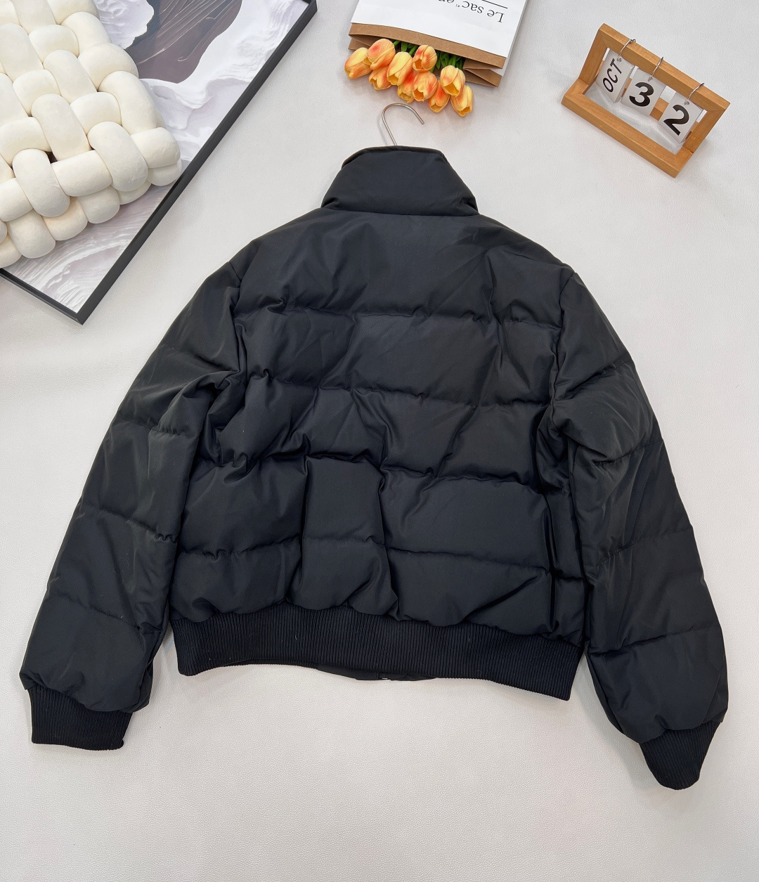 🆕Prada25年秋冬新款三角徽标立领府绸质感羽绒服夹克外套丨⚠独家yb开发！高版出品！以立领设计重构经