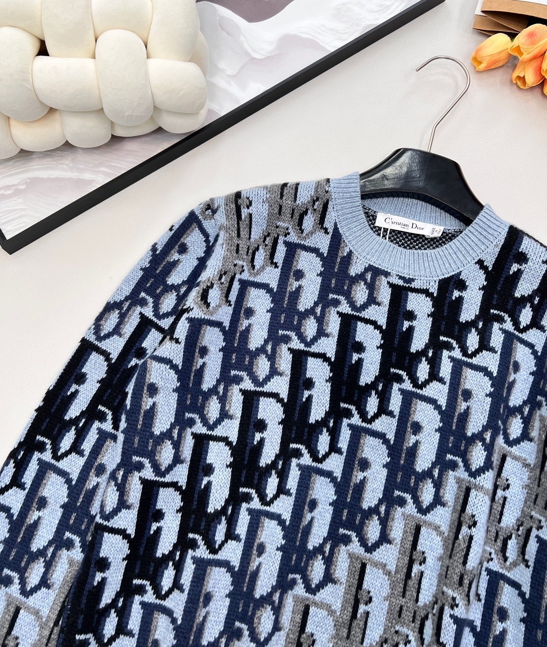 🆕25SSDior 迪奥老花提花羊毛针织衫毛衣!提花彩色毛衣,毛料采用7针进口机编织制造采用羊毛含量纱线