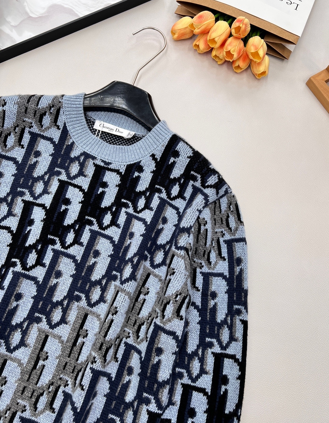 🆕25SSDior 迪奥老花提花羊毛针织衫毛衣!提花彩色毛衣,毛料采用7针进口机编织制造采用羊毛含量纱线