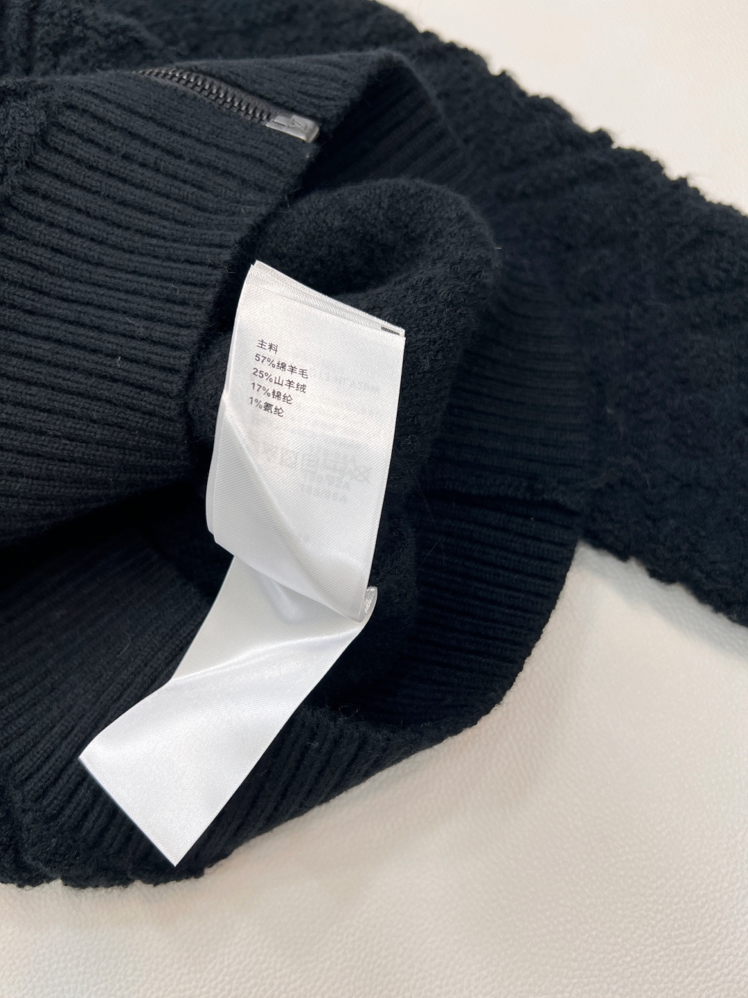 🆕Louis Vuitton2025新款立体提花针织拉链翻领外套，滑雪🎿系列#定制YB羊绒羊毛纱线织造，