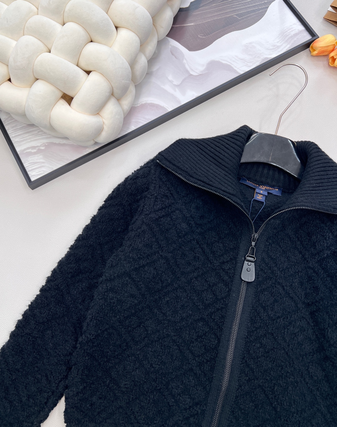 🆕Louis Vuitton2025新款立体提花针织拉链翻领外套，滑雪🎿系列#定制YB羊绒羊毛纱线织造，