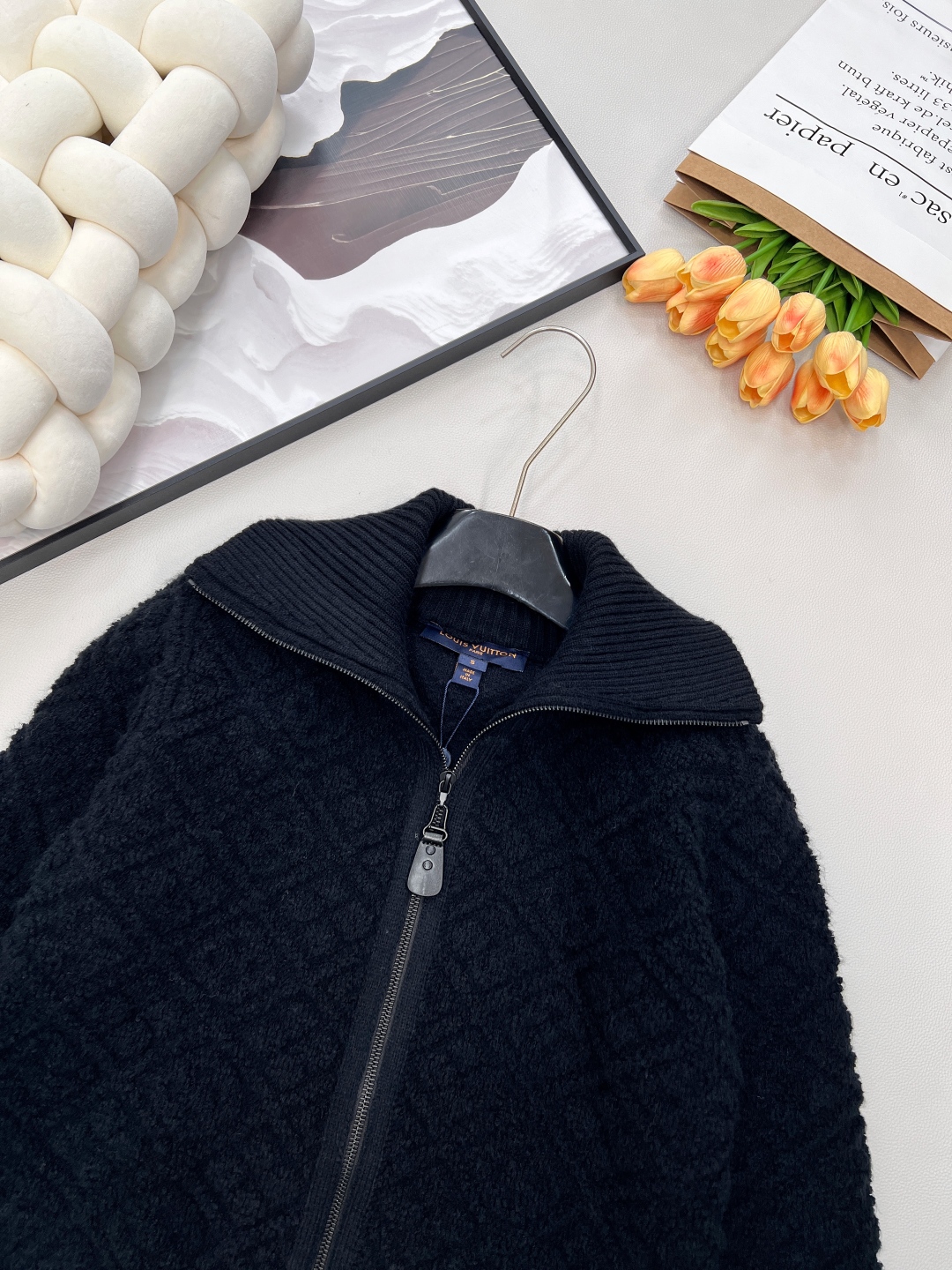 🆕Louis Vuitton2025新款立体提花针织拉链翻领外套，滑雪🎿系列#定制YB羊绒羊毛纱线织造，