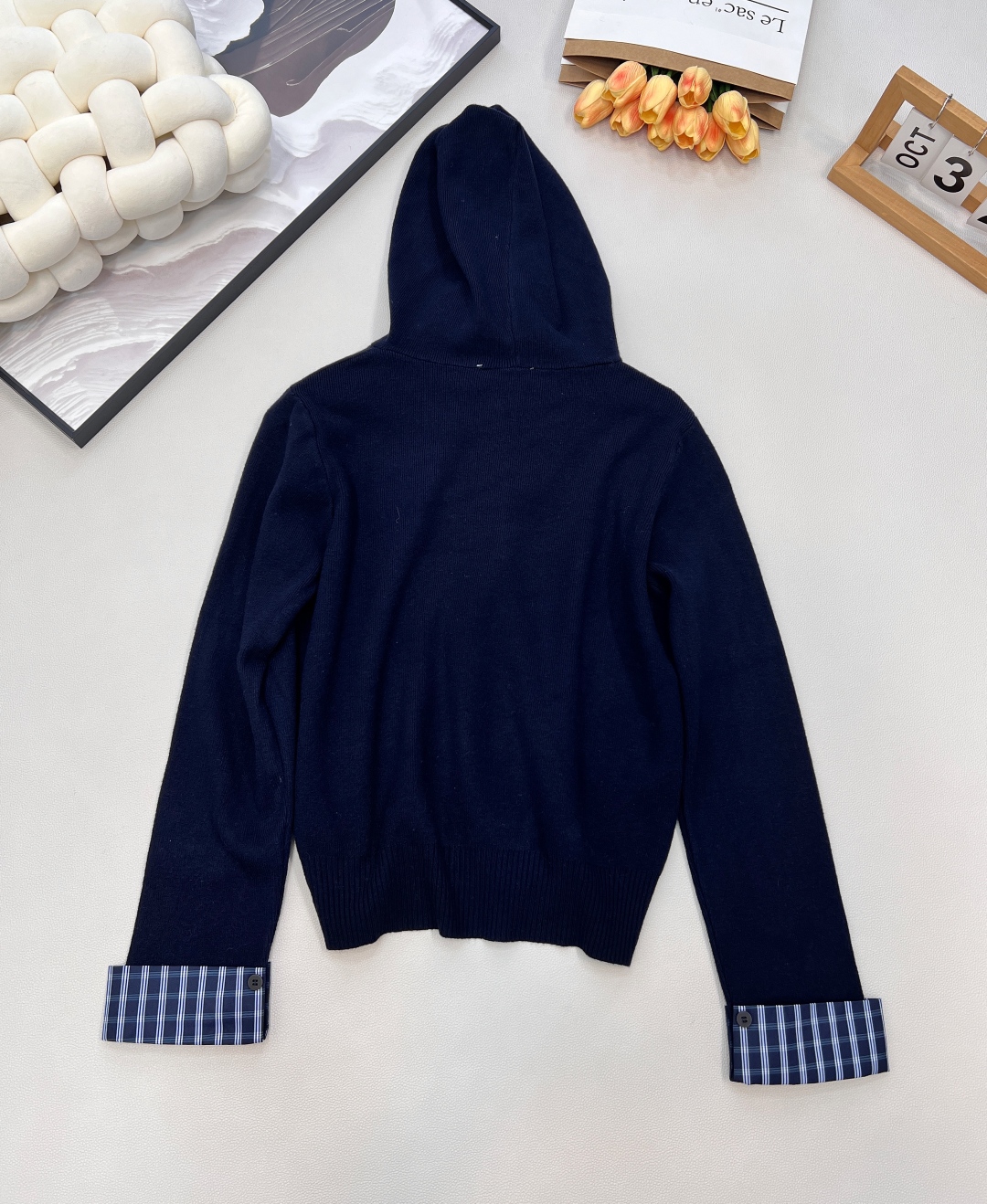 🆕Loewe2025新款连帽针织开衫，定制YB羊毛纱线织造，柔软亲肤，舒适弹力，连帽针织开衫剪裁，全开襟