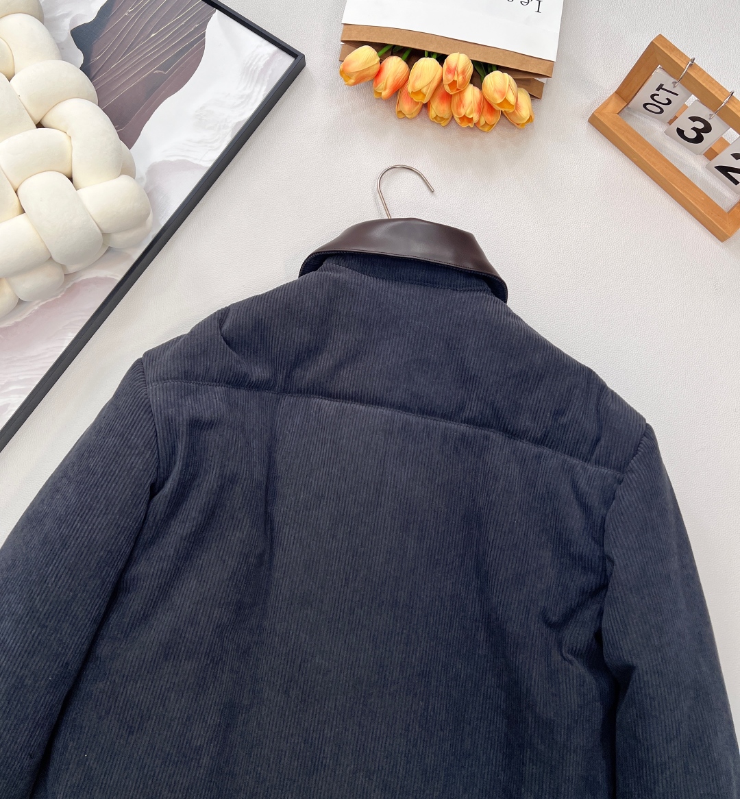 🆕Miumiu25Fw秋冬新款皮领落肩单排扣宽松棉服外套丨⚠独家高版出品！甄选复古质感的灯芯绒面料，软糯