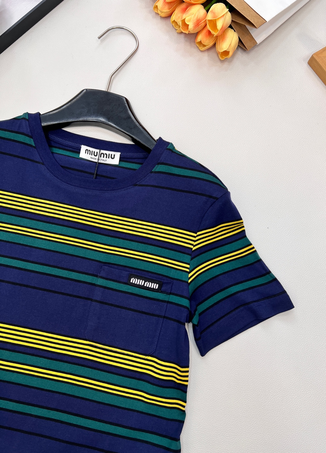 🆕Miu Miu26SS早春新款学院风条纹圆领短袖T恤丨⚠独家yb开发！高版出品！基础圆领+短袖的版型适