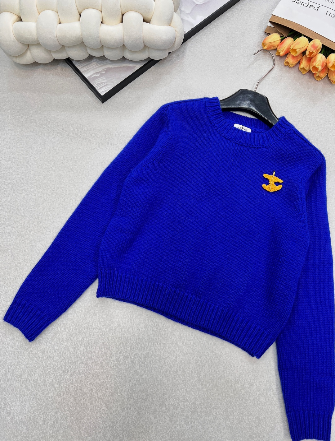 🆕CELINE新款凯旋门2025秋冬季新款显瘦百搭毛衣，羊毛针织衫 胸口处的图案可以摘下来diy在任意一