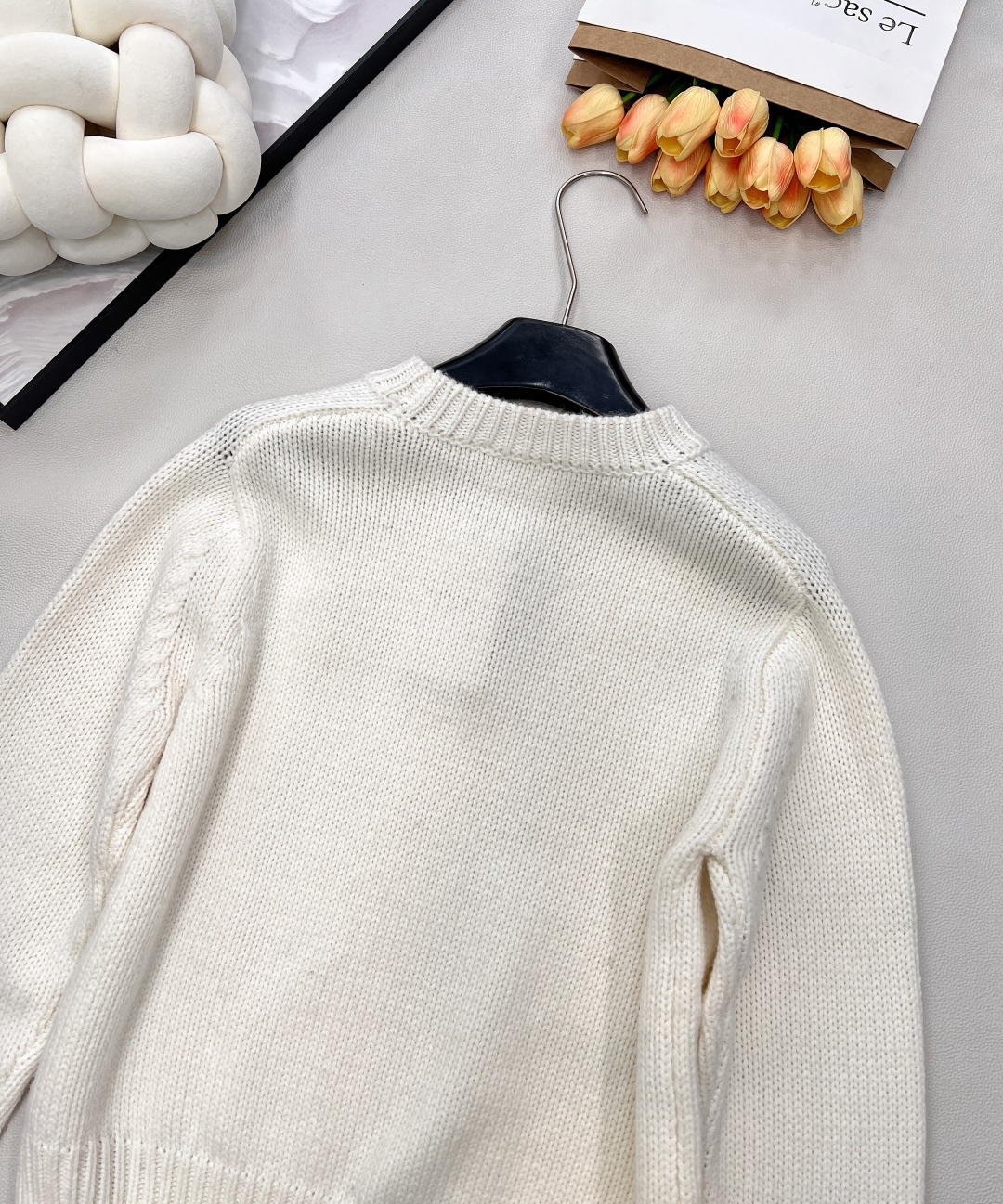 🆕CELINE新款凯旋门2025秋冬季新款显瘦百搭毛衣，羊毛针织衫 胸口处的图案可以摘下来diy在任意一