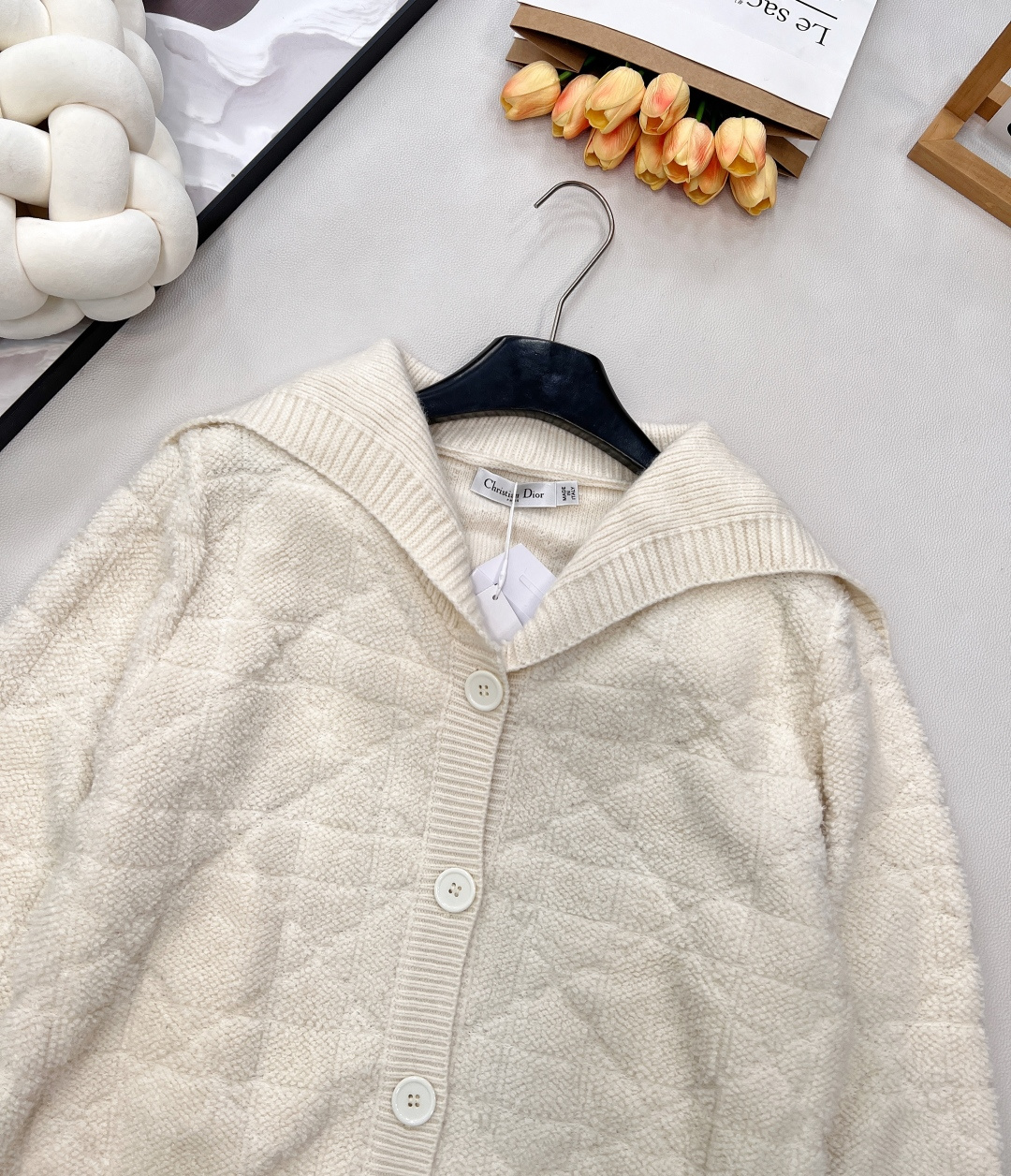 🆕Dior秋冬新品海军大翻领开衫毛衣超级火爆经典系列来，经典藤条纹纹路清晰 毛绒紧密厚实 宽松廓形 简约