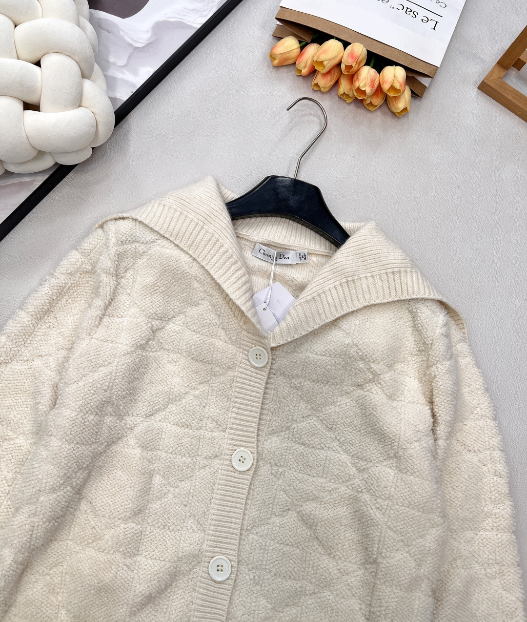 🆕Dior秋冬新品海军大翻领开衫毛衣超级火爆经典系列来，经典藤条纹纹路清晰 毛绒紧密厚实 宽松廓形 简约