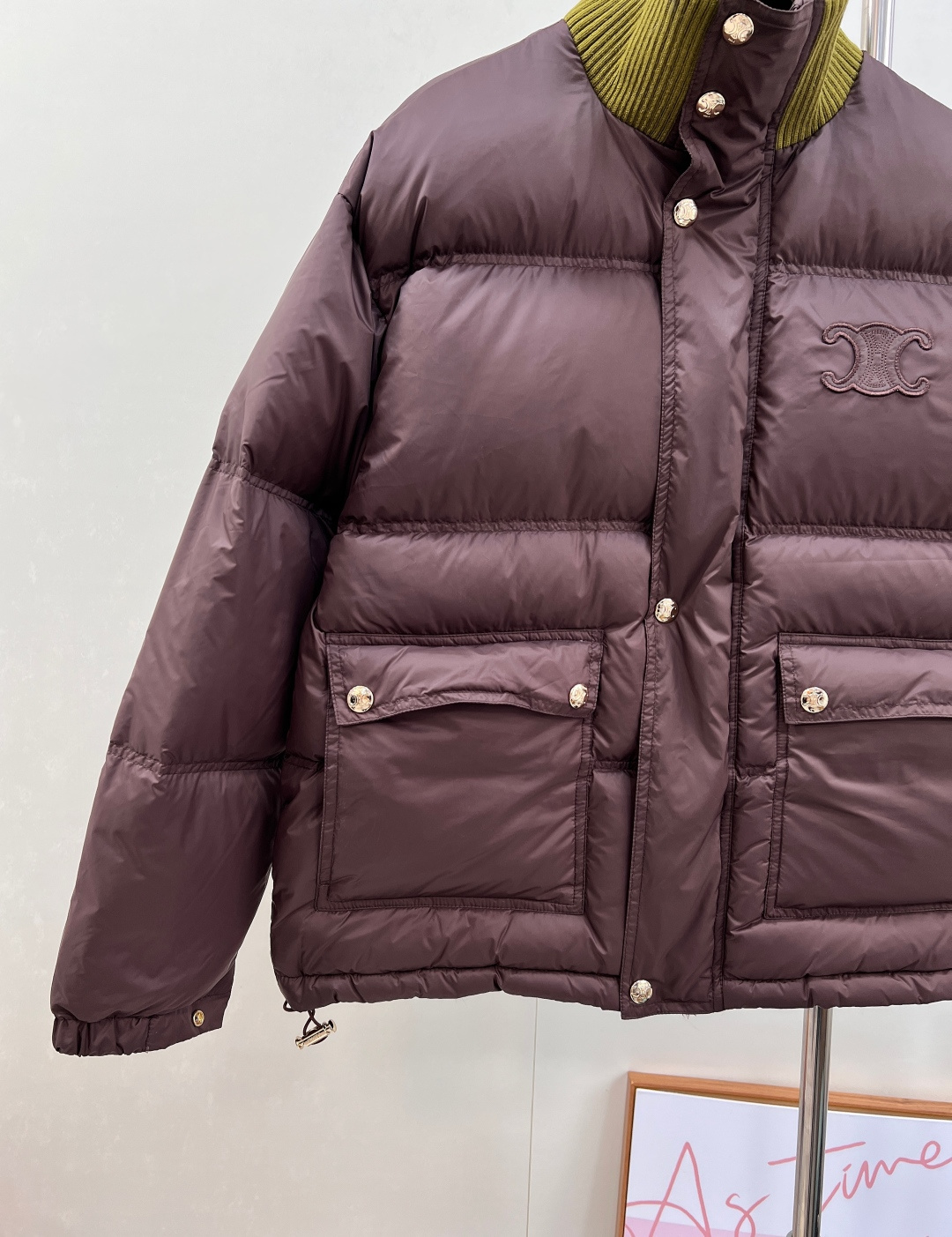 🆕Celine2025新款立领羽绒棉服，定制YB防风防水尼龙材质，羽绒棉填充内里，整件轻盈保暖 领边针织