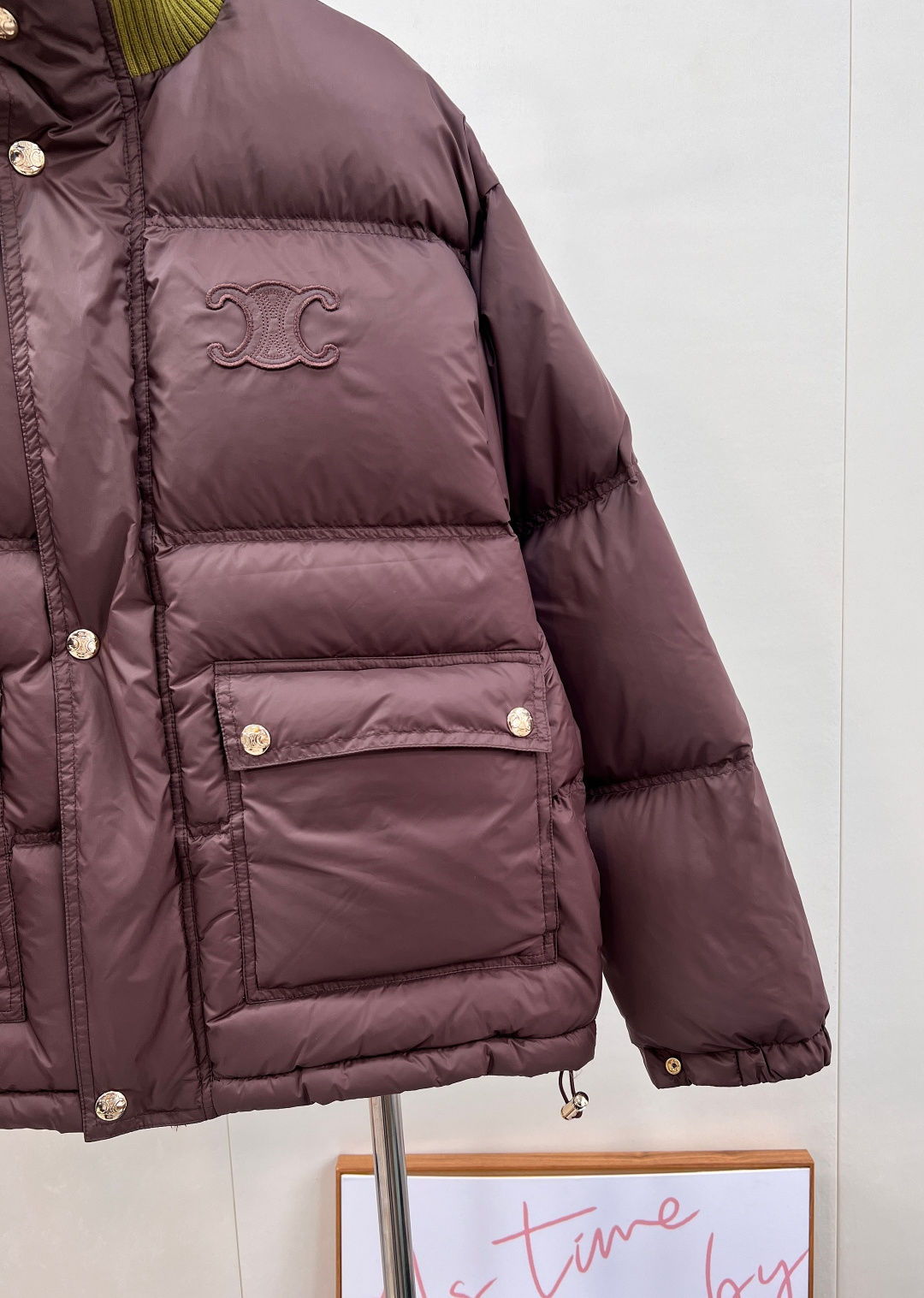 🆕Celine2025新款立领羽绒棉服，定制YB防风防水尼龙材质，羽绒棉填充内里，整件轻盈保暖 领边针织