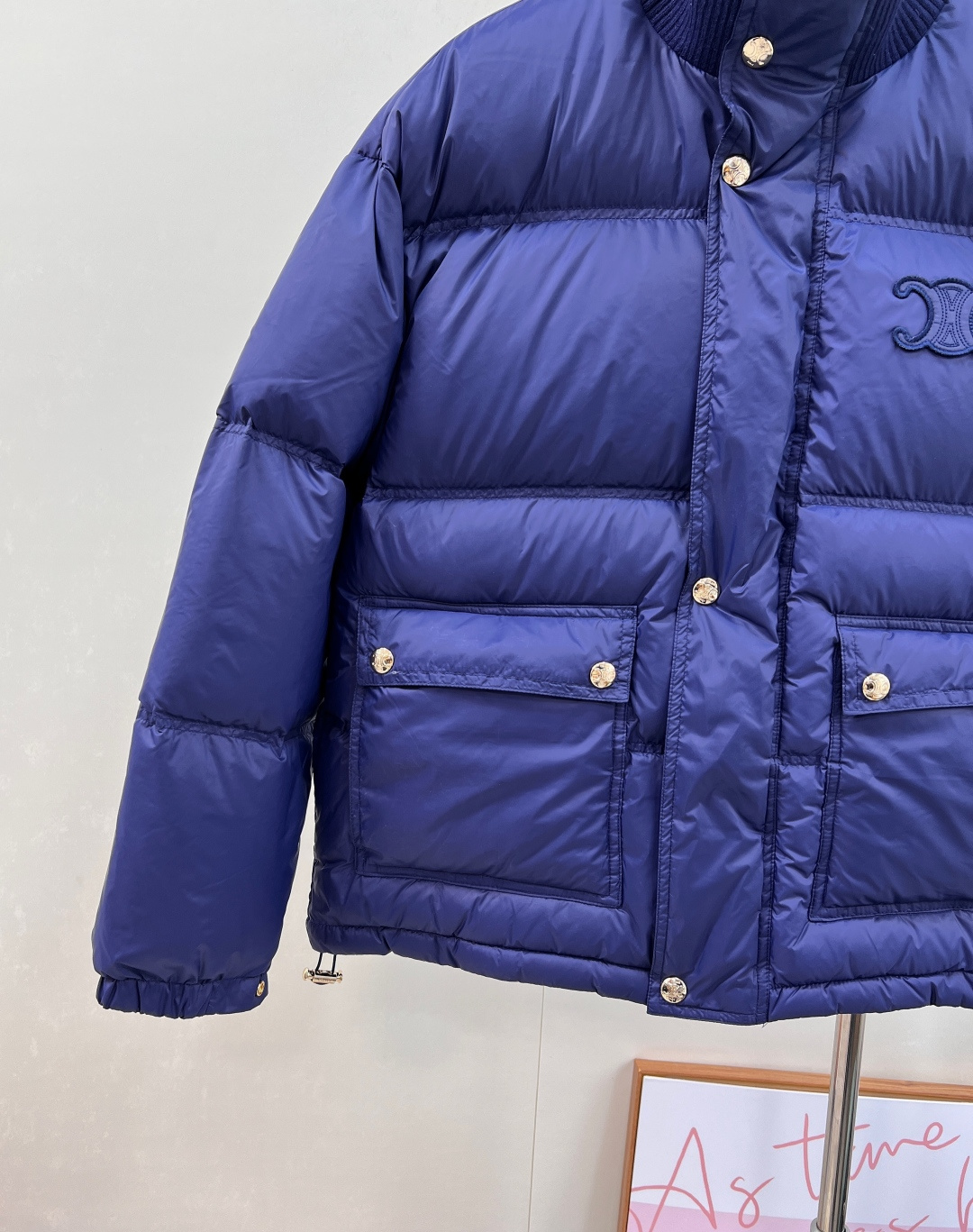 🆕Celine2025新款立领羽绒棉服，定制YB防风防水尼龙材质，羽绒棉填充内里，整件轻盈保暖 领边针织