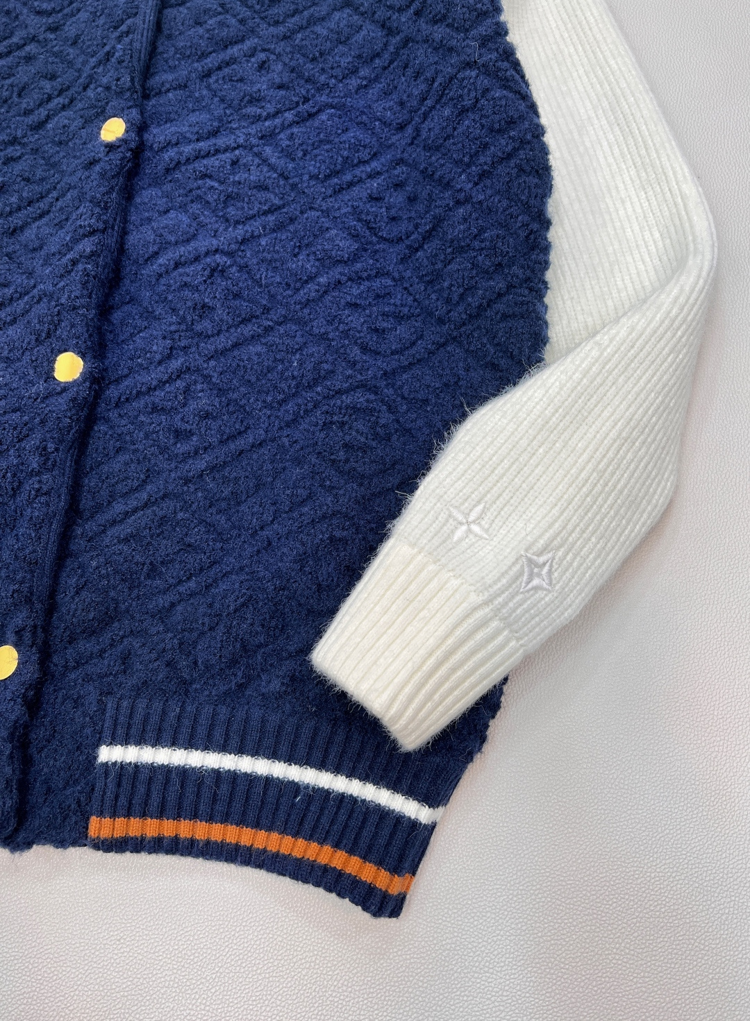 🆕Louis Vuitton2025新款提花针织拉链棒球拼色外套，滑雪🎿系列#定制YB羊毛纱线织造，提花