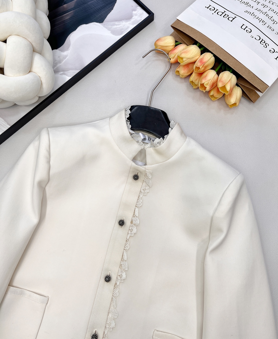 🆕Dioi2025新款小立领绣花西装外套，定制YB进口百分百丝毛材质 质感光泽 垂感更强 品相高级 小立
