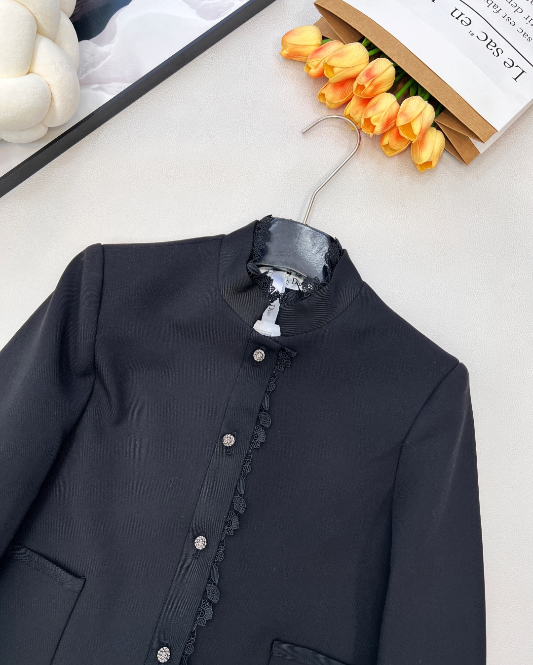 🆕Dioi2025新款小立领绣花西装外套，定制YB进口百分百丝毛材质 质感光泽 垂感更强 品相高级 小立