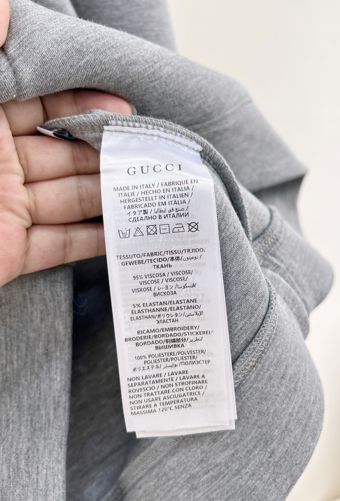 🆕Gucci2025新款连帽抽绳卫衣，定制YB进口空气全棉材质，秋冬保暖舒适，挺括有型，连帽卫衣剪裁，抽