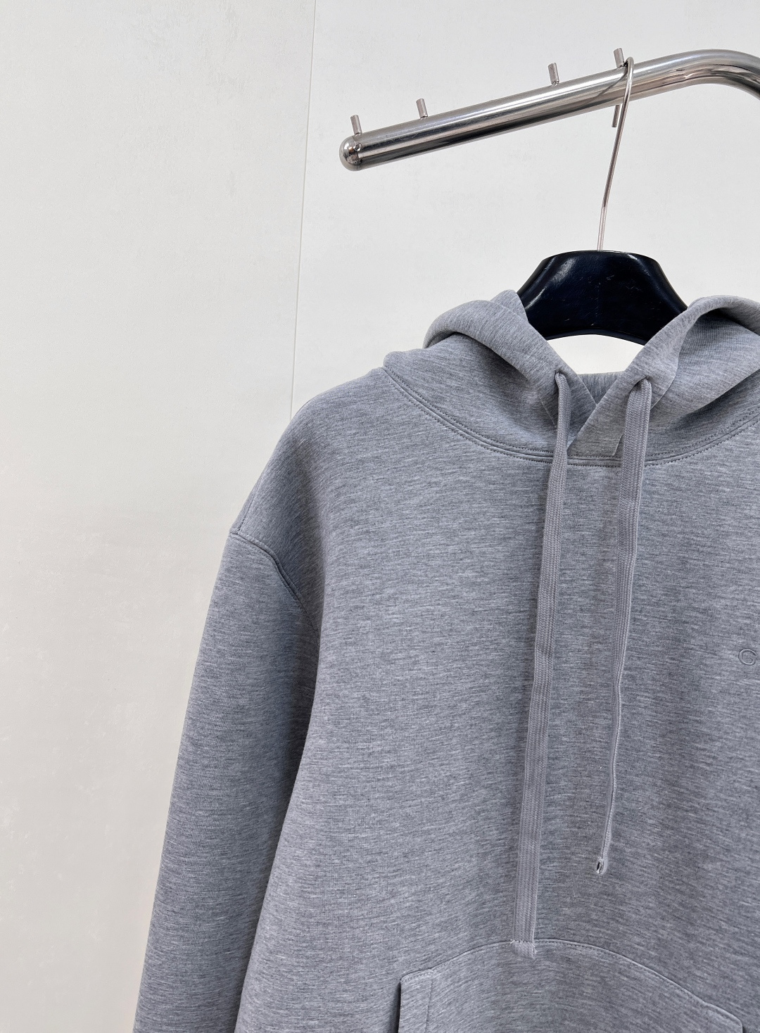 🆕Gucci2025新款连帽抽绳卫衣，定制YB进口空气全棉材质，秋冬保暖舒适，挺括有型，连帽卫衣剪裁，抽