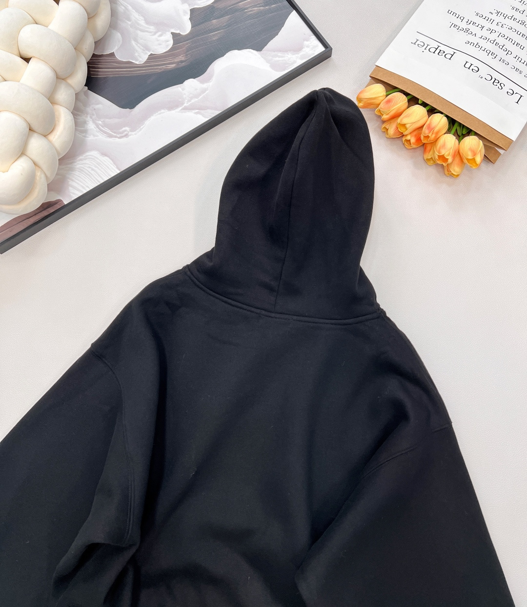 🆕Ralph Lauren拉夫劳伦新款粉色战马加绒连帽卫衣；美式经典的冬日暖潮宣言； 纯黑底色碰撞亮粉色