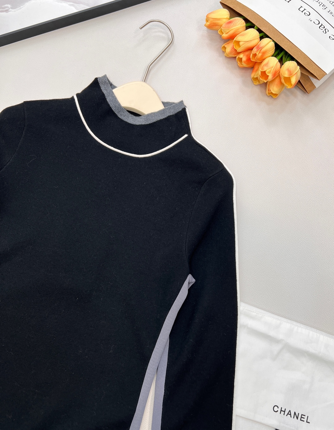 🆕Chanel2025新款小高领针织套头毛衣，25coco滑雪🎿系列#定制YB羊毛纱线织造，质感细腻，穿