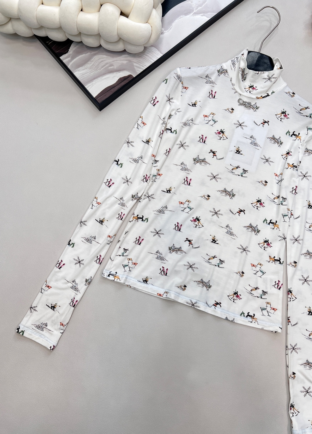 🆕Chanel2025新品印花高领长袖T恤，25coco滑雪🎿系列#定制YB丝绵材质，质感舒适，弹力十足