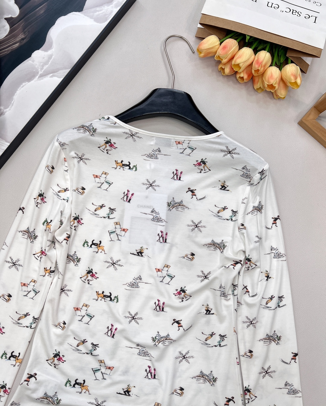 🆕Chanel2025新品圆领印长袖T恤，25coco滑雪🎿系列#定制YB丝绵材质，质感舒适，弹力十足，