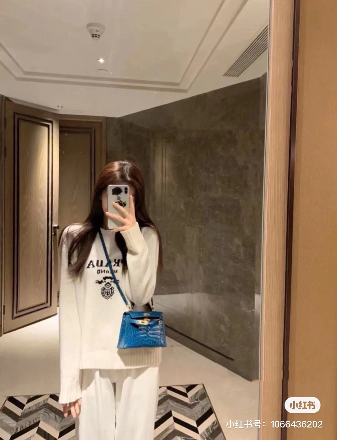 NO:590152,This creamy white sweater is so clean to wear in autumn and winter!  Fufu~,,sweaters,alexander wang19860909秋冬穿这件奶白色毛衣也太干净了！奶fufu的～,,sweaters,alexander wang,Women's clothing