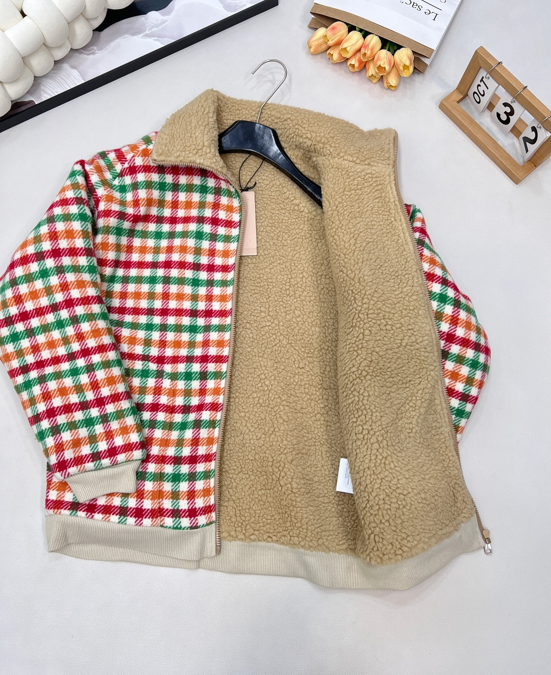 🆕Miumiu25Fw秋冬新款秀款彩色格纹羊羔毛领夹克外套丨⚠独家yb开发！高版出品！柔软羊羔毛翻领与内